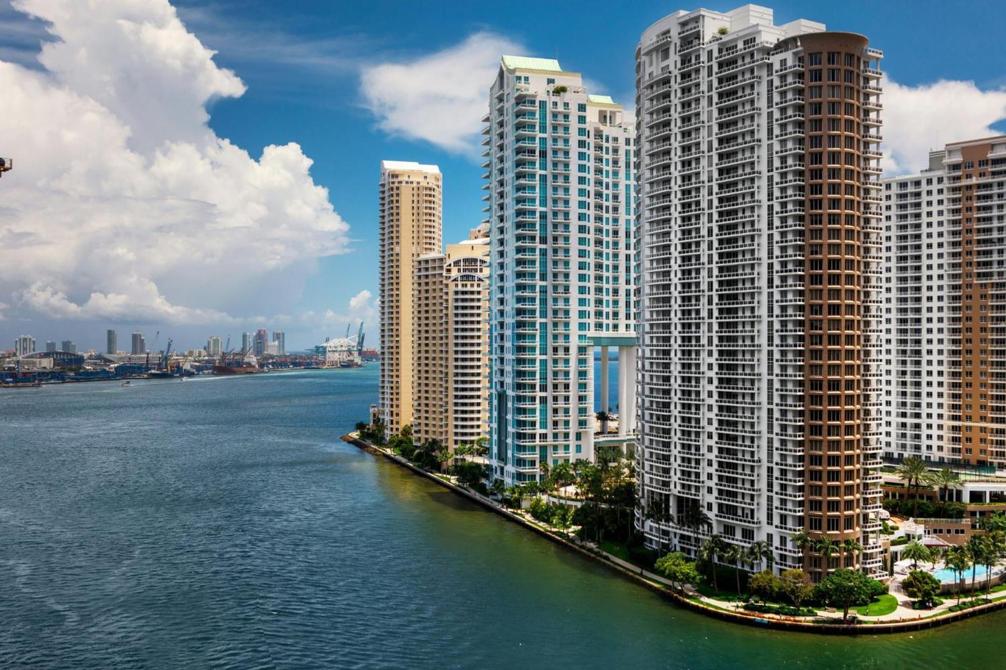 Double Room Water View High Floor